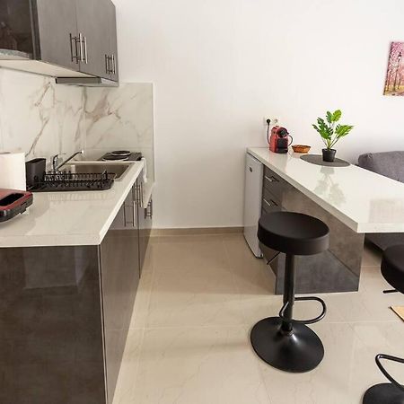 Elegant Apartment Thessaloniki Exterior photo